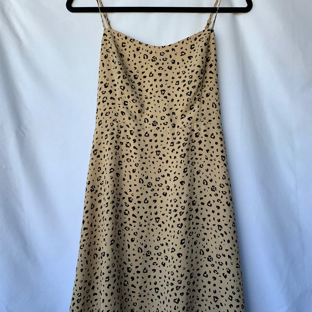 Size 8, Sunday Best, nude leopard print dress 🐆 - Picture 7 of 13